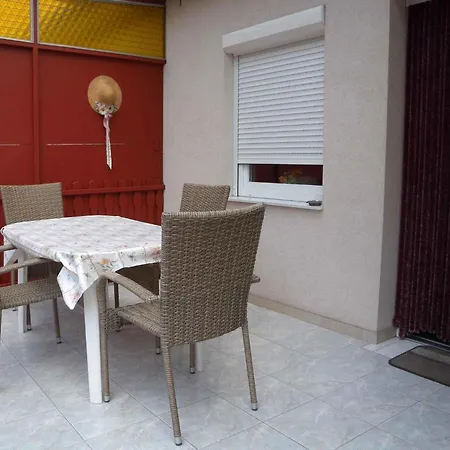 Apartment In - Balaton 19992