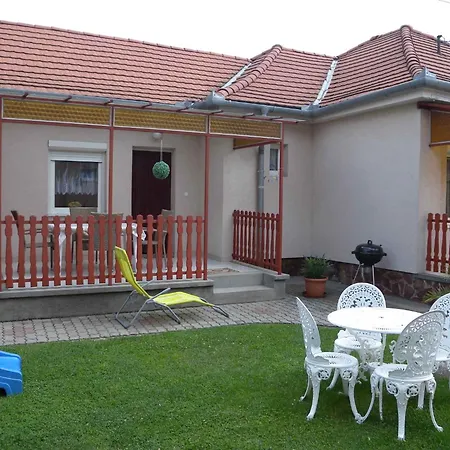 Apartmán In Siofok/balaton 19992 *